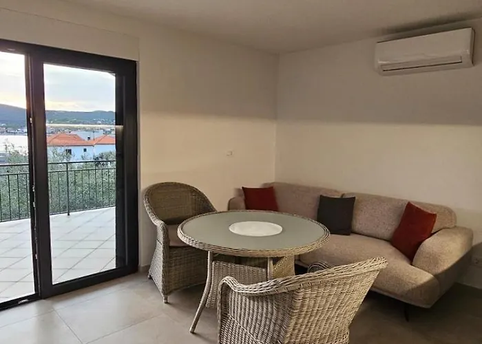 Vitanov Apartman *